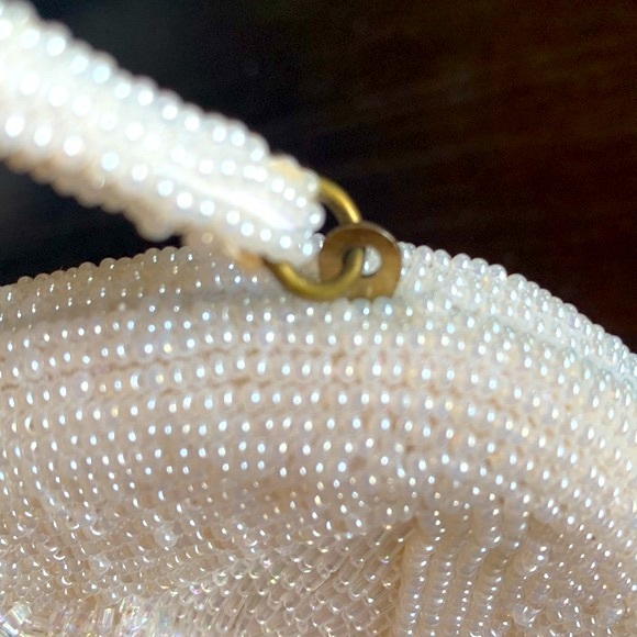 Vintage Beaded, Kiss Lock, Hand Bag / Purse - Picture 6 of 13